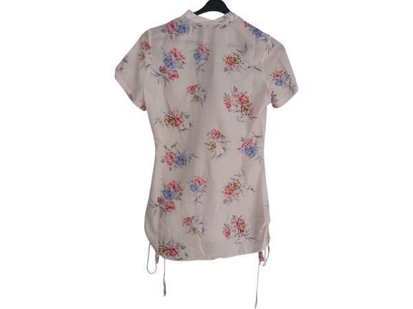 Metrofive bloemen tuniek shirt lichtroze S