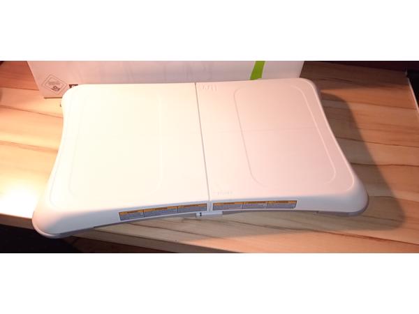 Wii balance board + Wii fit en 2 games