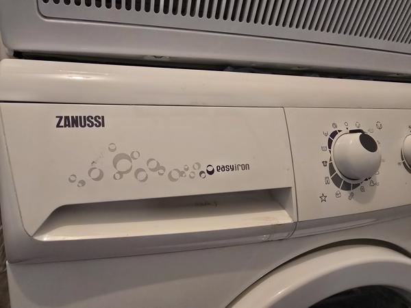 Koelkast met vriesvak en wasmachine gratis