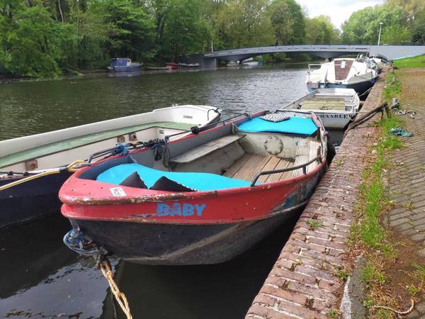 Stalen sloep te koop