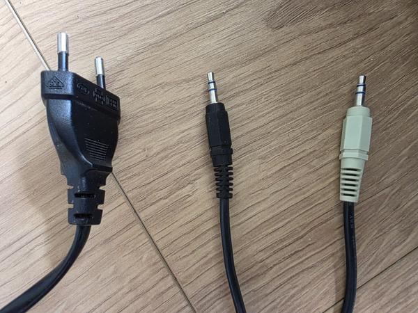 Altec Lansing 5.1 speaker set