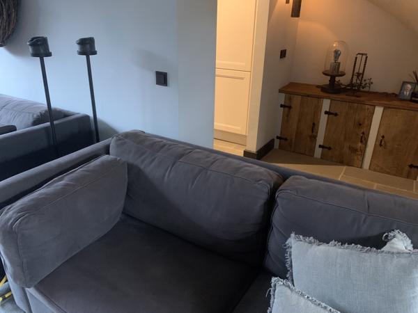 Landelijke grijze bank