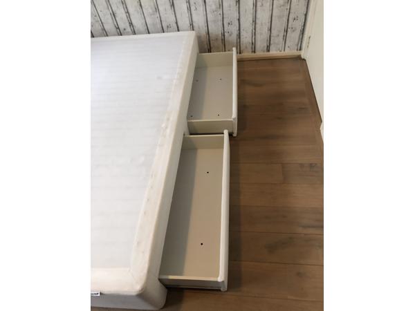 Boxspring 140x200 ikea sultan met 4 handige opberglades