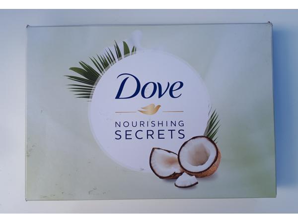 NIEUW - Dove Nourishing Secrets pakket KOKOS
