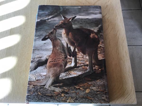 Australië ;Prachtig boek ,mooi en uitnemend natuur,op reis