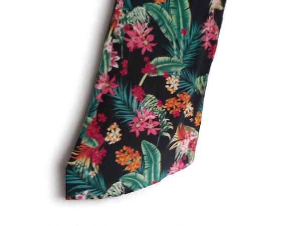 Luchtige zomerjurk zwart groen oranje rood L