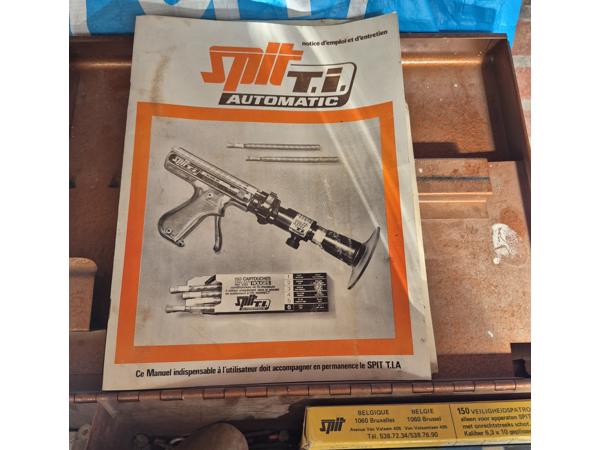 Vintage Spit spijkerpistool