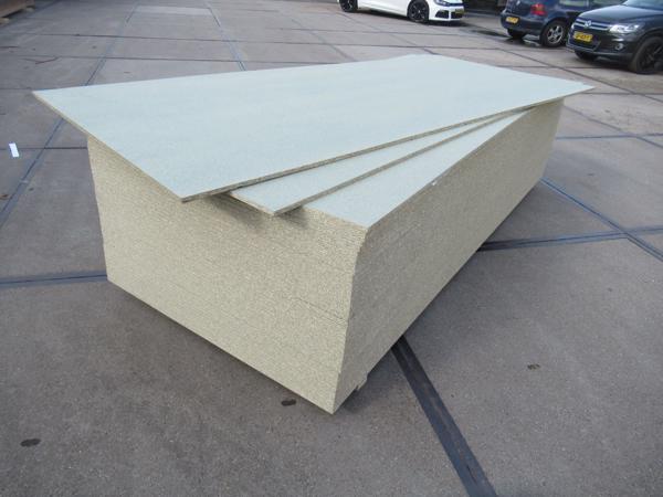 Aanbieding betonplexplaten, meranti en spaanplaten