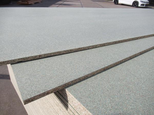 Aanbieding betonplexplaten, meranti en spaanplaten