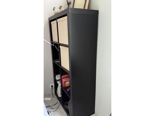 Mooie open Ikea (boeken)kast, zwart