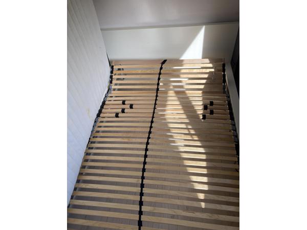 Malm Ikea bed 140x200. Met Sultan matras/topper 140x200x14.