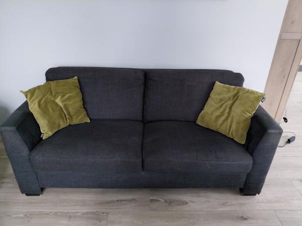 2 bankstellen (2 en een 2,5 zits)