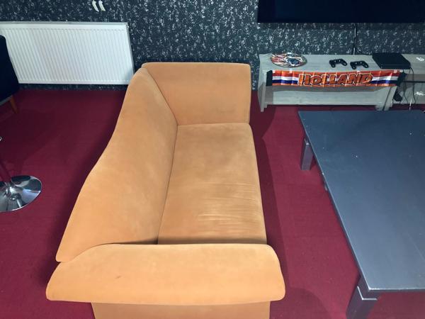 Bankstel 2 zits en 2,5 zits, zit heerlijk.