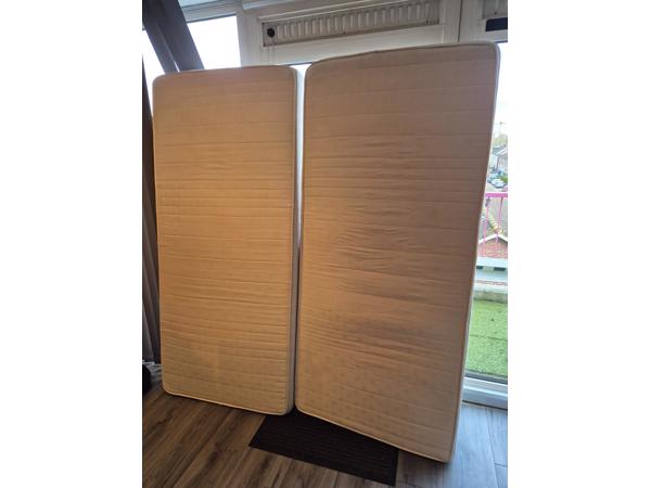 Ikea beb 180 bij 200 cm zwart