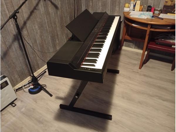 Yamaha P-S 500 piano