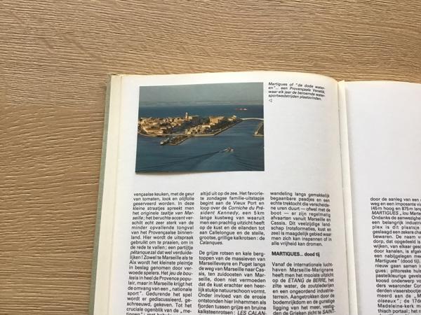 BOEK v.De Provence en de Camargue TOP land,de moeite waard