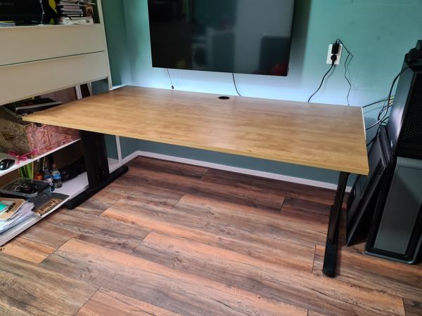 Moet Snel Weg Groot Burea/Tafel D:100cm B:180 H: Verstelbar