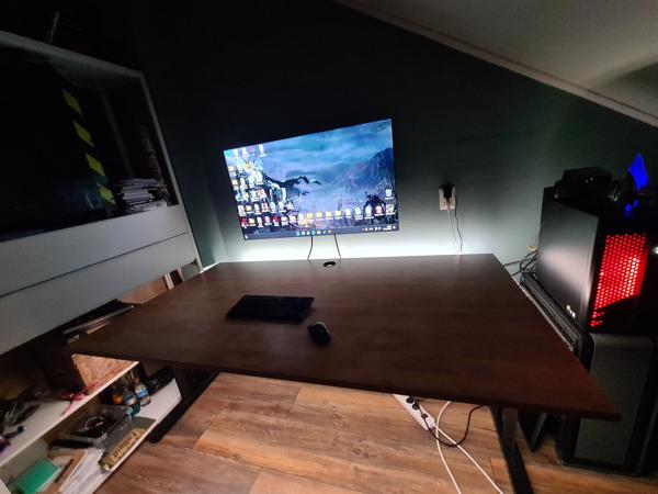 Moet Snel Weg Groot Burea/Tafel D:100cm B:180 H: Verstelbar