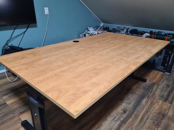 Moet Snel Weg Groot Burea/Tafel D:100cm B:180 H: Verstelbar