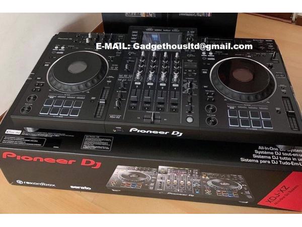 Pioneer CDJ-3000, Pioneer DJ DJM-A9,  Pioneer DJ DJM-V10