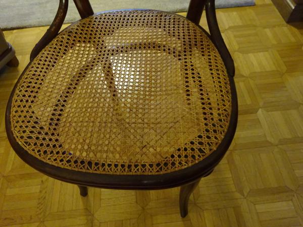 Thonet speeltafel Nr 3 en 4 stoelen