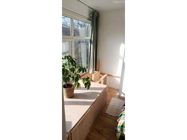 Stevig houten podium - perfect DIY / reuse project