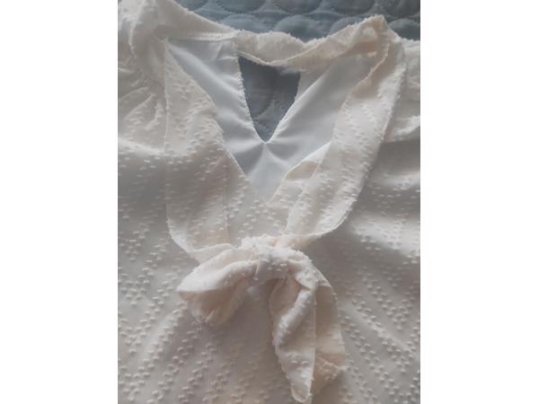 Tuniek met doorschijnende mouwen creme XL/44