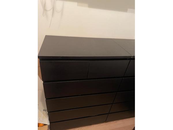 Zwarte Ikea ladekasten 2x
