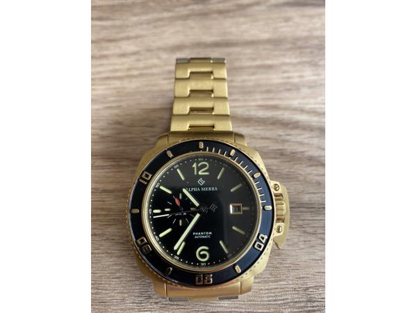 NIEUW // Alpha Sierra horloge t.w.v 699,-