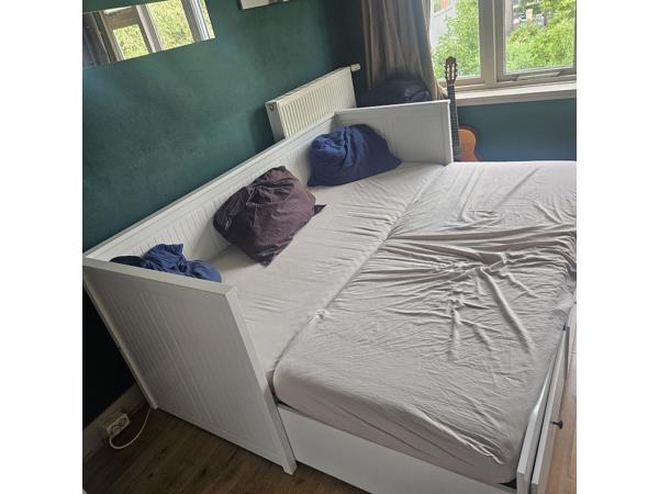De populaire bedbank met opbergruimte