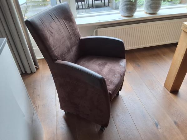6 eettafel stoelen op wieltjes