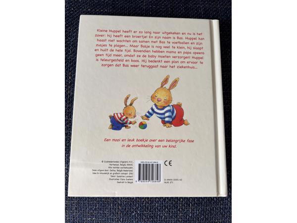 Kleine Huppel krijgt een broertje.