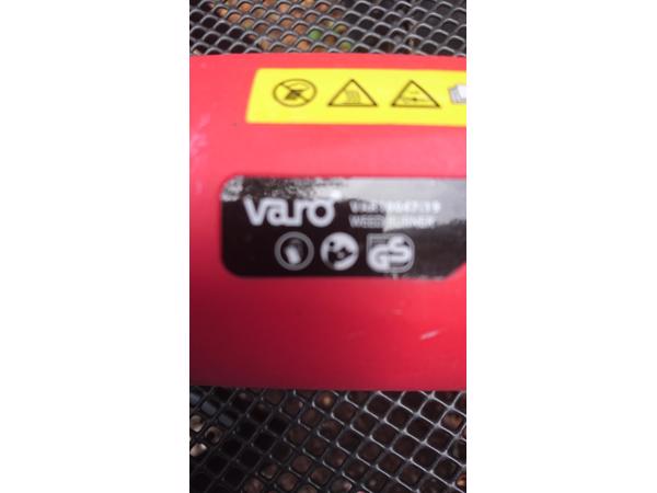 te koop z.g.a.n.  varo elektrische onkruidbrander  2000 watt