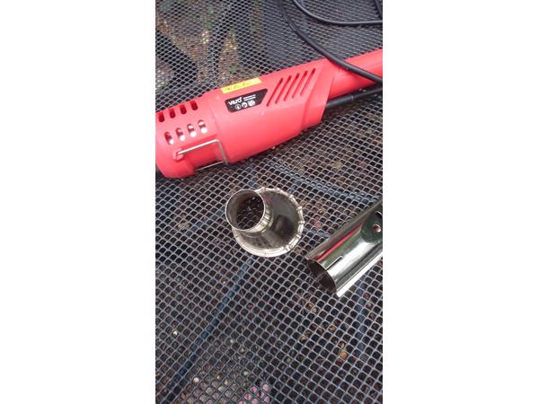 te koop z.g.a.n.  varo elektrische onkruidbrander  2000 watt