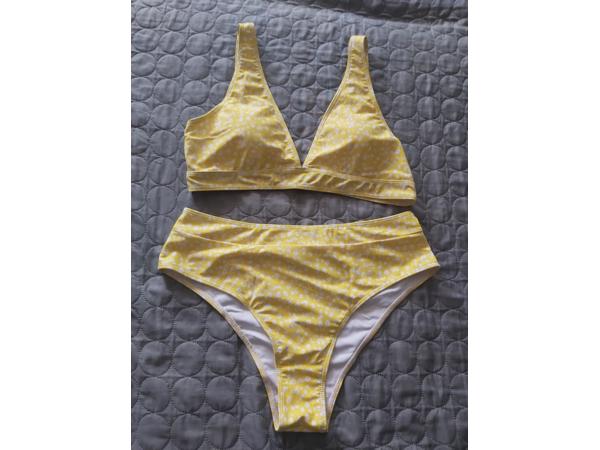 Bikini geel bloemetjes XL