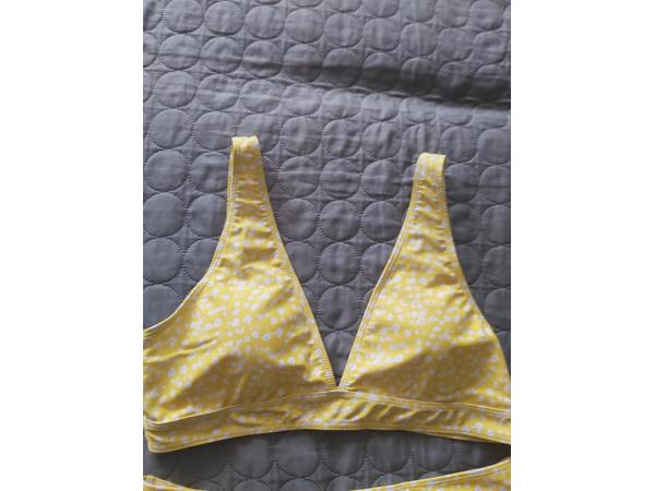 Bikini geel bloemetjes XL