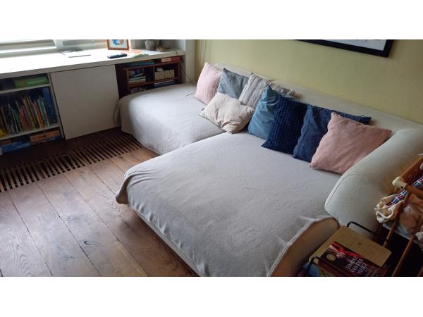 Grote, moderne hoekbank