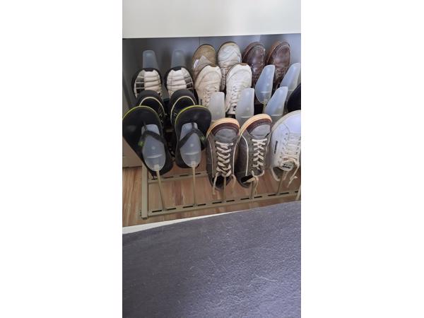 Ikea kast zeer ruim en praktisch