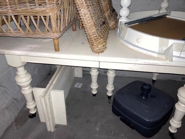 tuinstoelen/dressoir/eetkamerstoelen