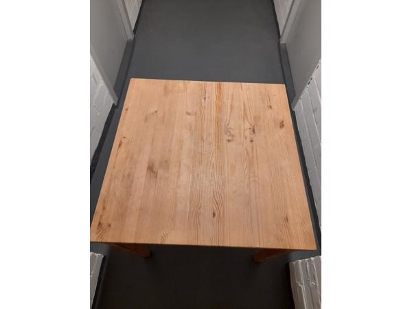 Tafel 75×75cm