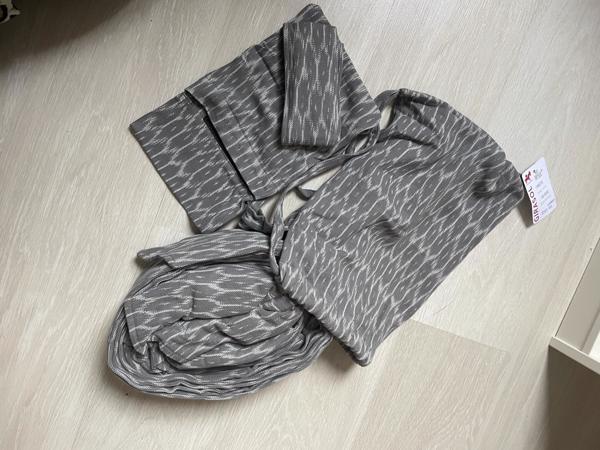 Babydrager van #MY Sol the Meh Dai van #GIRASOL, grijs