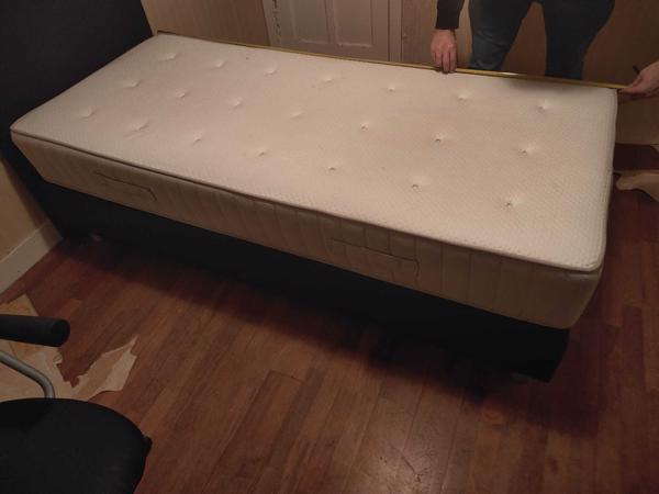 Boxspring eenpersoons bede