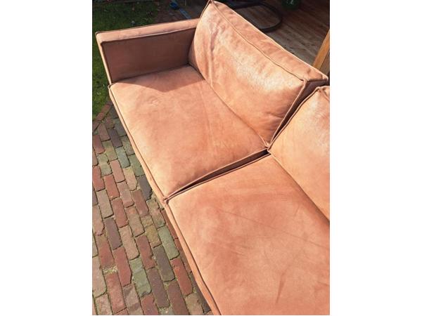 Comfortabele 3-zits bank van suède (bruin)