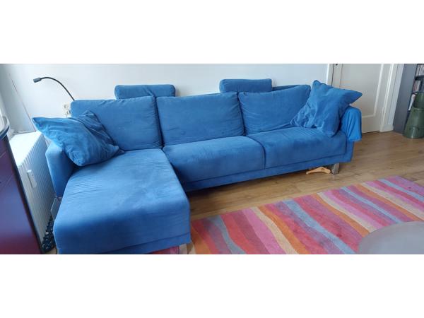 Drie zits bank, rechts met beensteun element