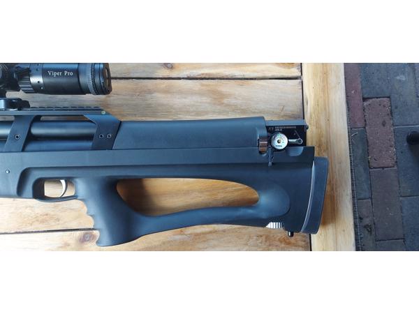 HUBEN K1 BULLPUP 5.5MM semi-automaat