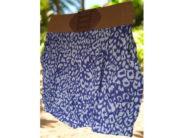 Korte broek blauw wit M/L