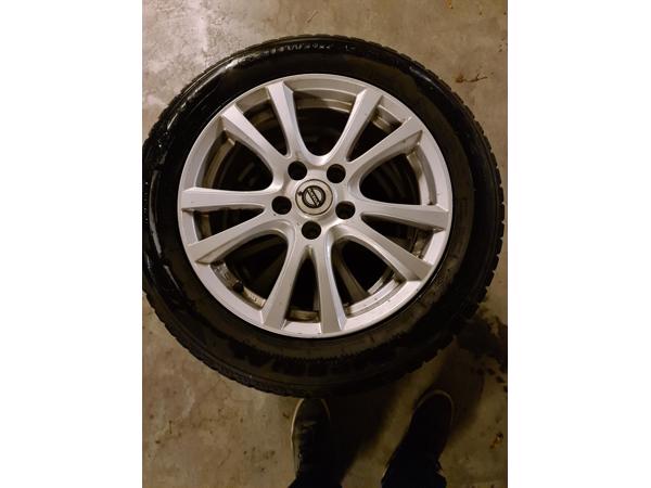Volvo velgen met winterbanden