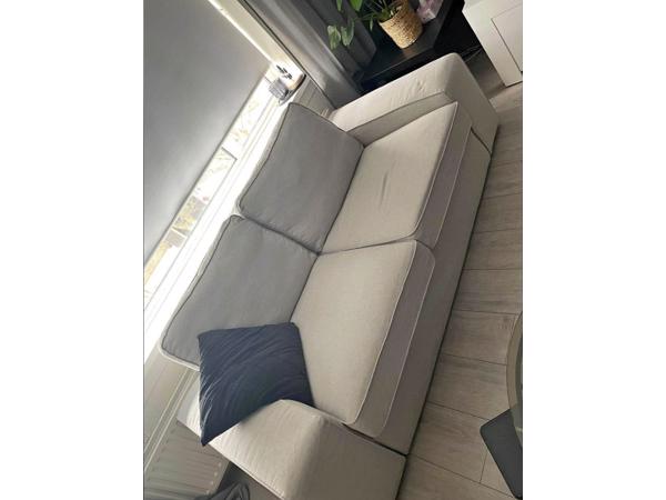 Bank light van kleur