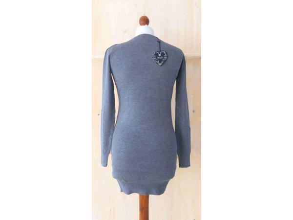 Fijngebreide jurk / trui, grijs, 1 maat = 36-38-40 (nieuw)