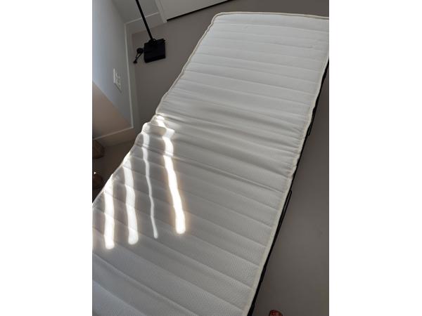 Opklapbed/logeerbed
